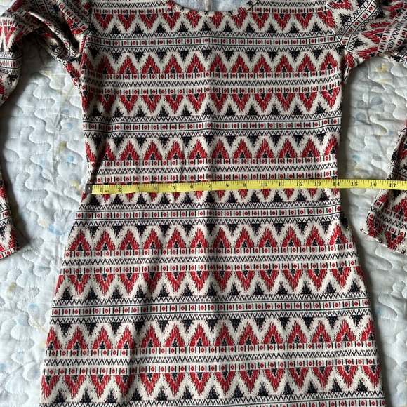 T & M mid length long sleeved dress - Picture 5 of 6